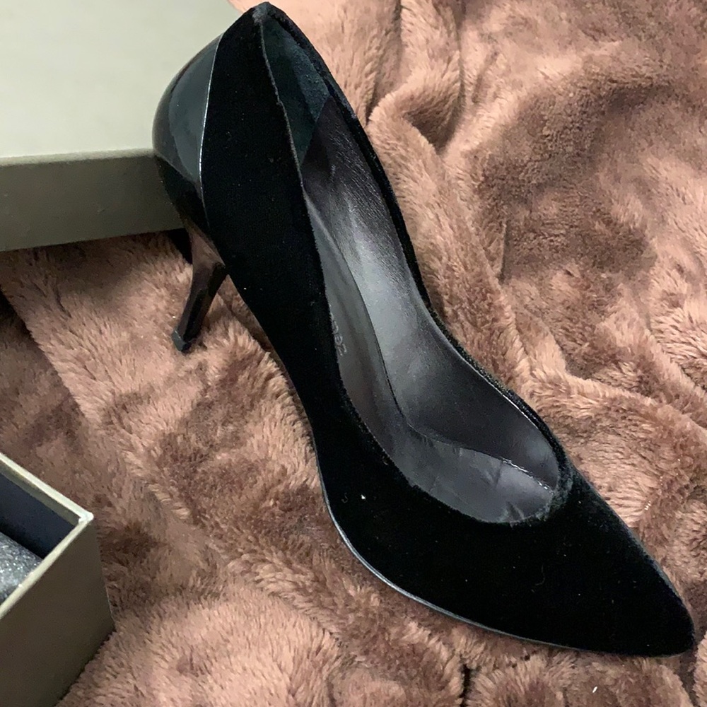 John Antonio Lopez Velvet and Plastic Heel 38.5 (8.5) excellent